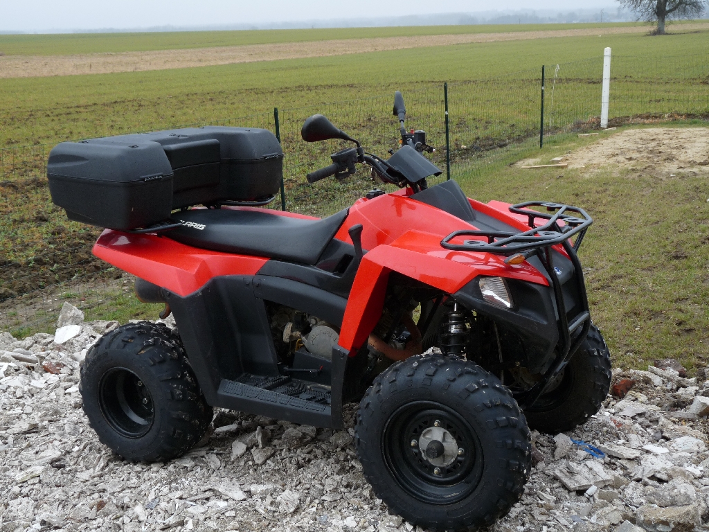 POLARIS Trail Boss 330  2010 photo 2