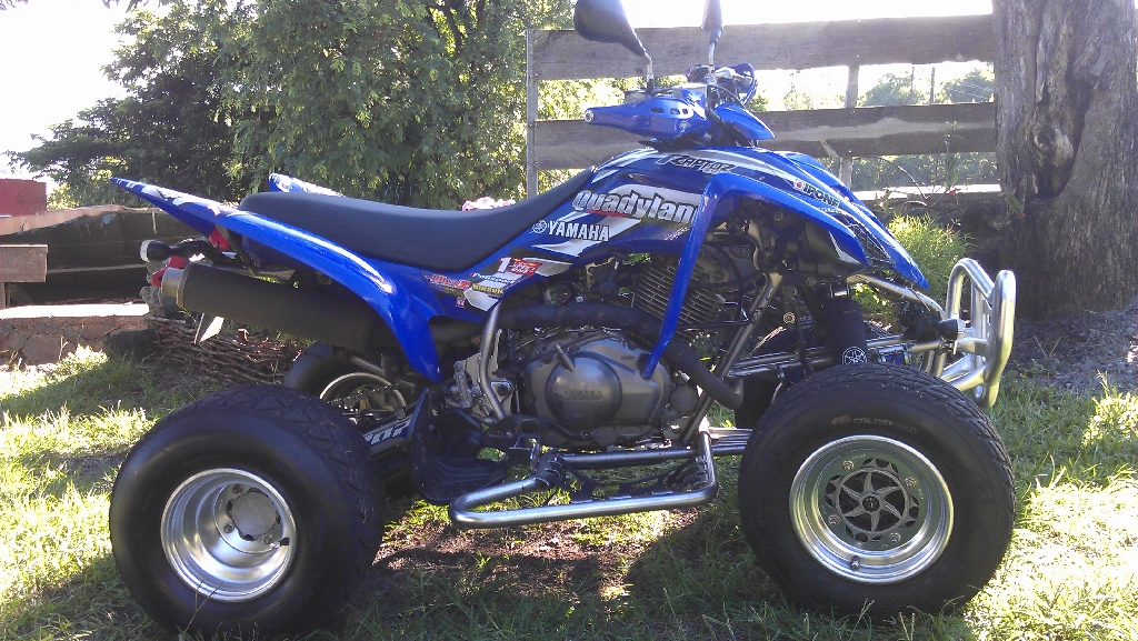 YAMAHA YFM 350 R Raptor  2006 photo 2
