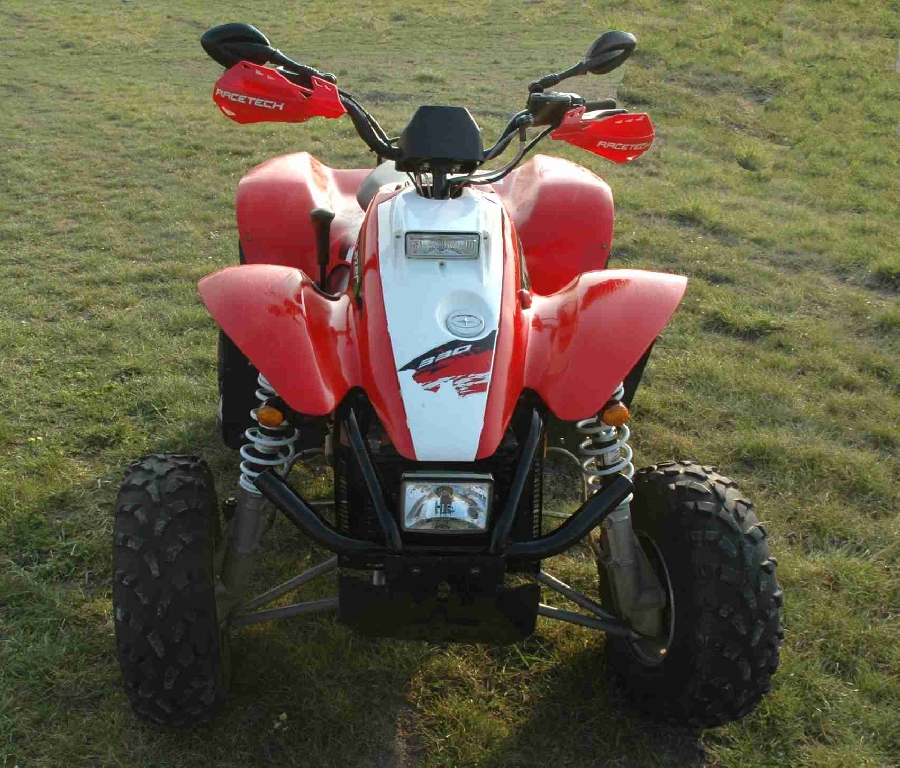 POLARIS Trail Blazer 330  2009 photo 2