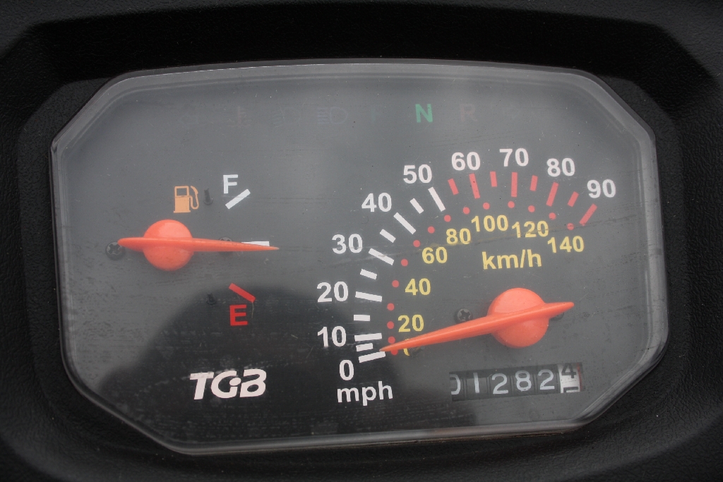 TGB Blade 325  2011 photo 3