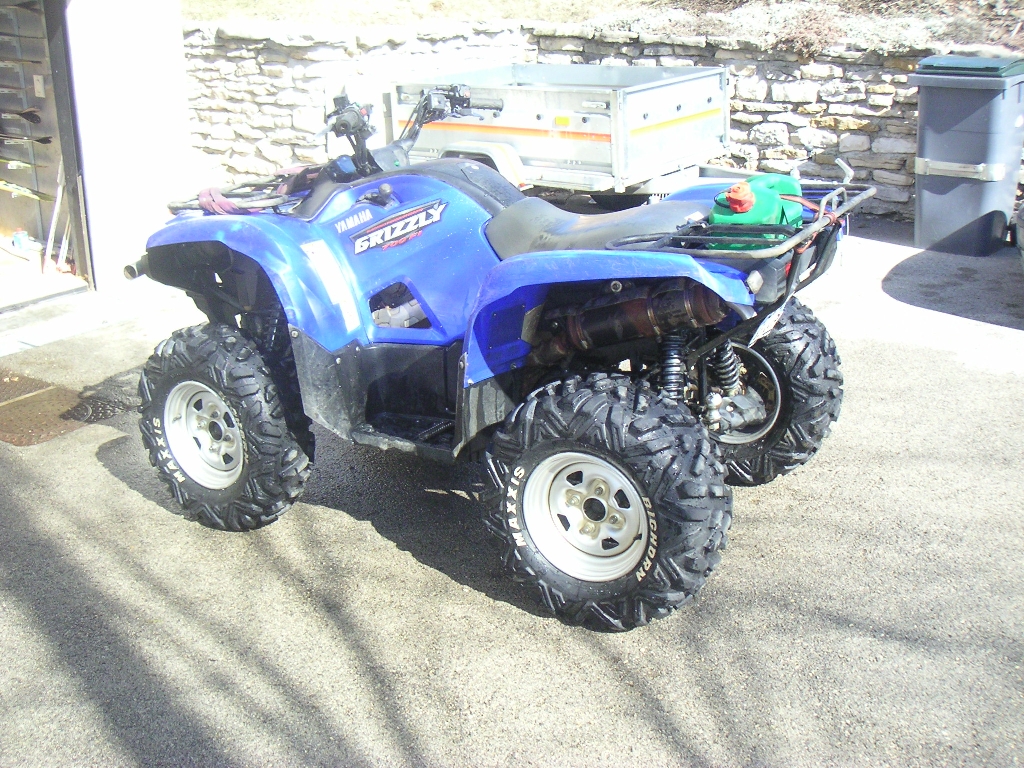 YAMAHA Grizzly 700  2008 photo 2