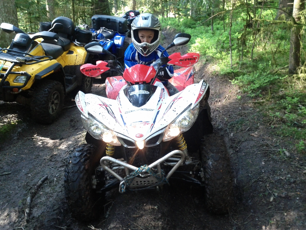 KYMCO Maxxer 400  2009 photo 2