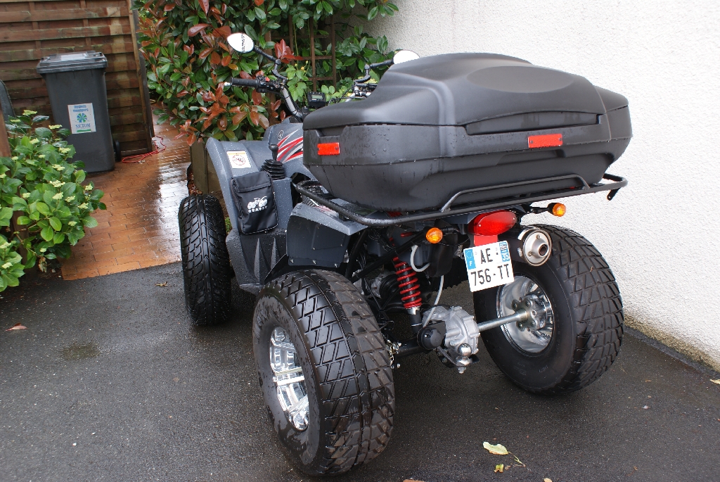 YAMAHA Wolverine 350  2009 photo 2