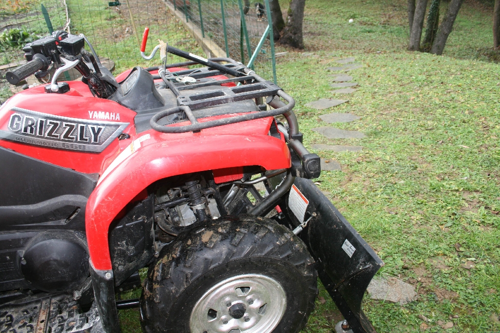 YAMAHA Grizzly 660  2001 photo 3