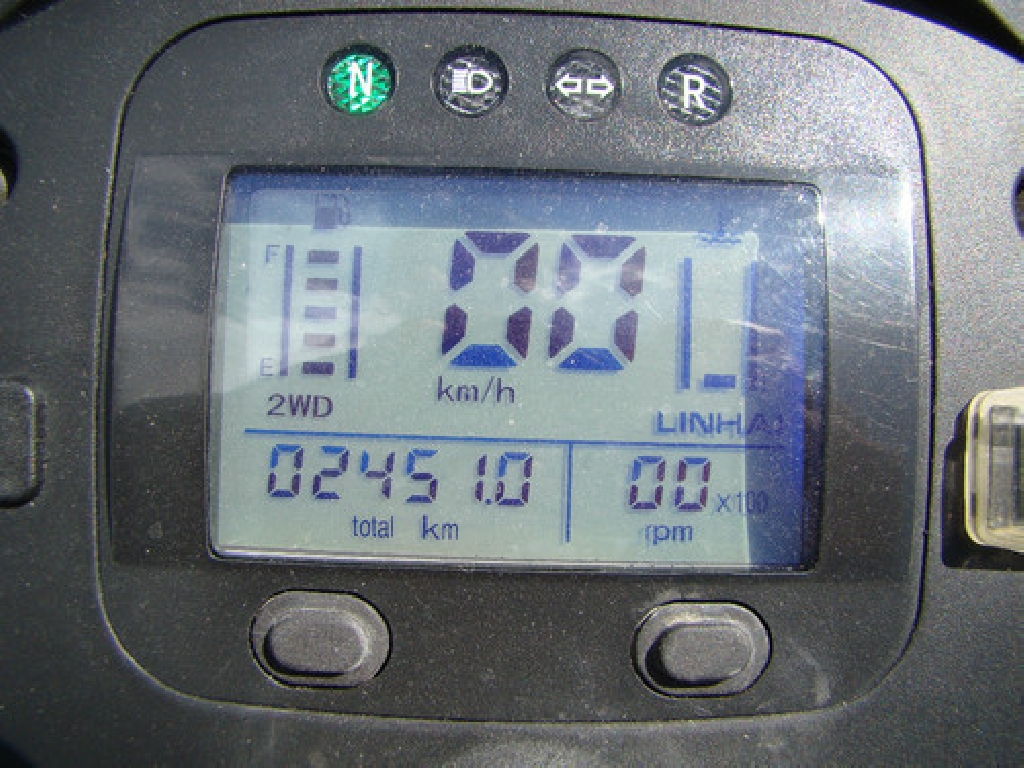 HYTRACK HY 310  2008 photo 2