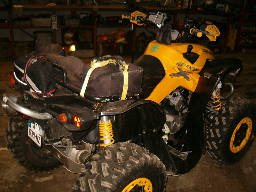 CAN-AM BOMBARDIER Renegade 800  2010 photo 2