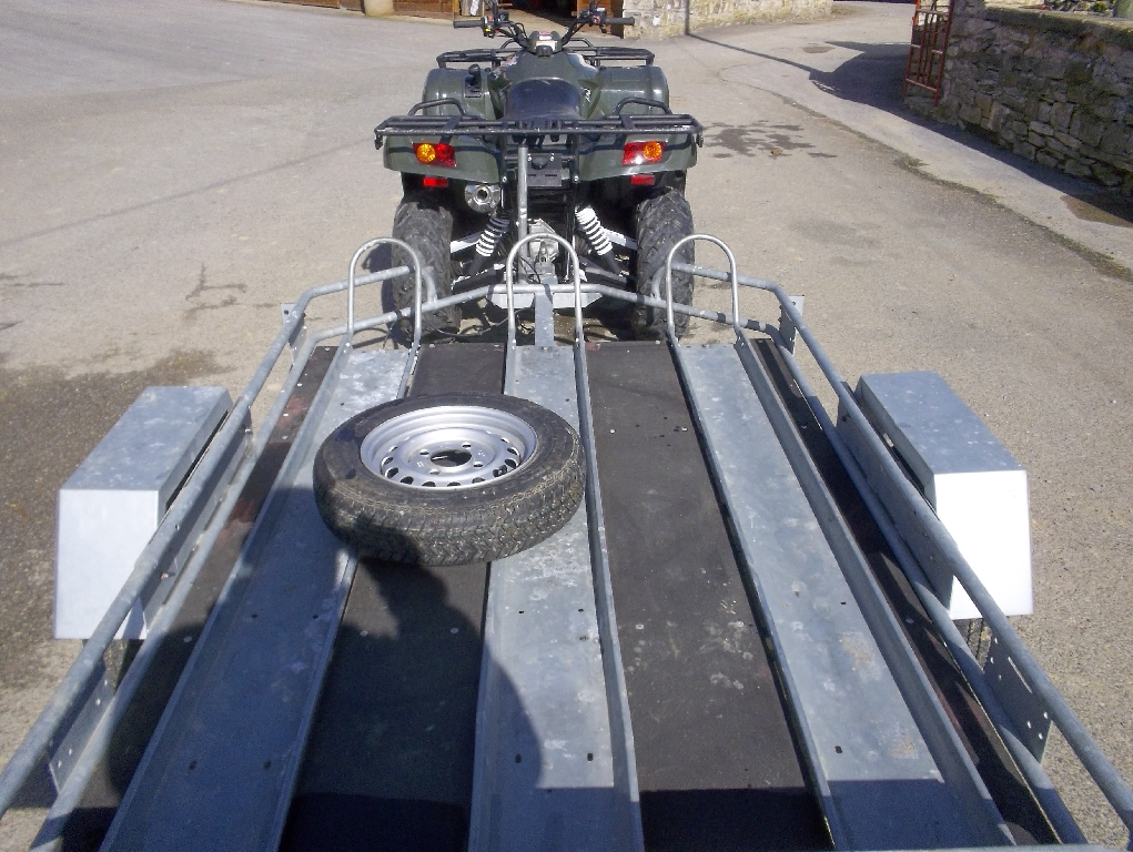 HYTRACK HY 590  2012 photo 2