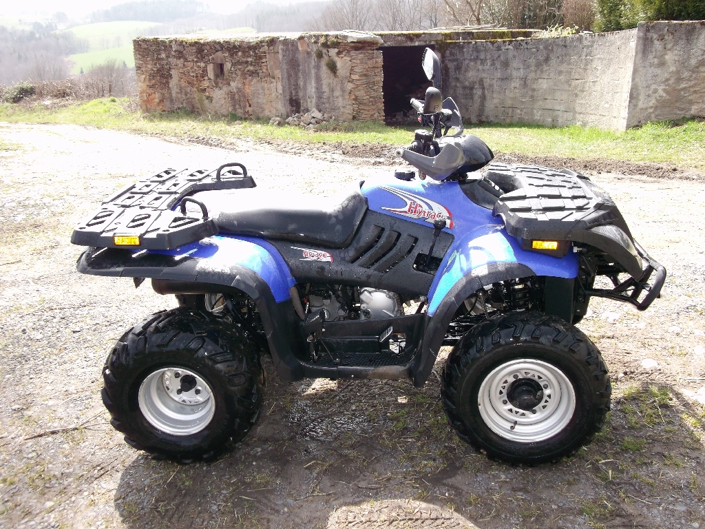 HYTRACK HY 320  2006 photo 2